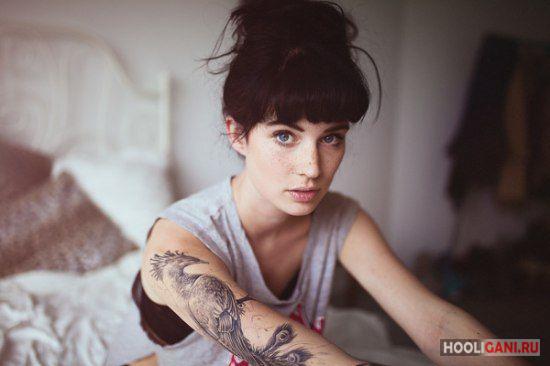 <br />
				Если вам нравятся красивые девушки и татуировки, то вам сюда<br />
							